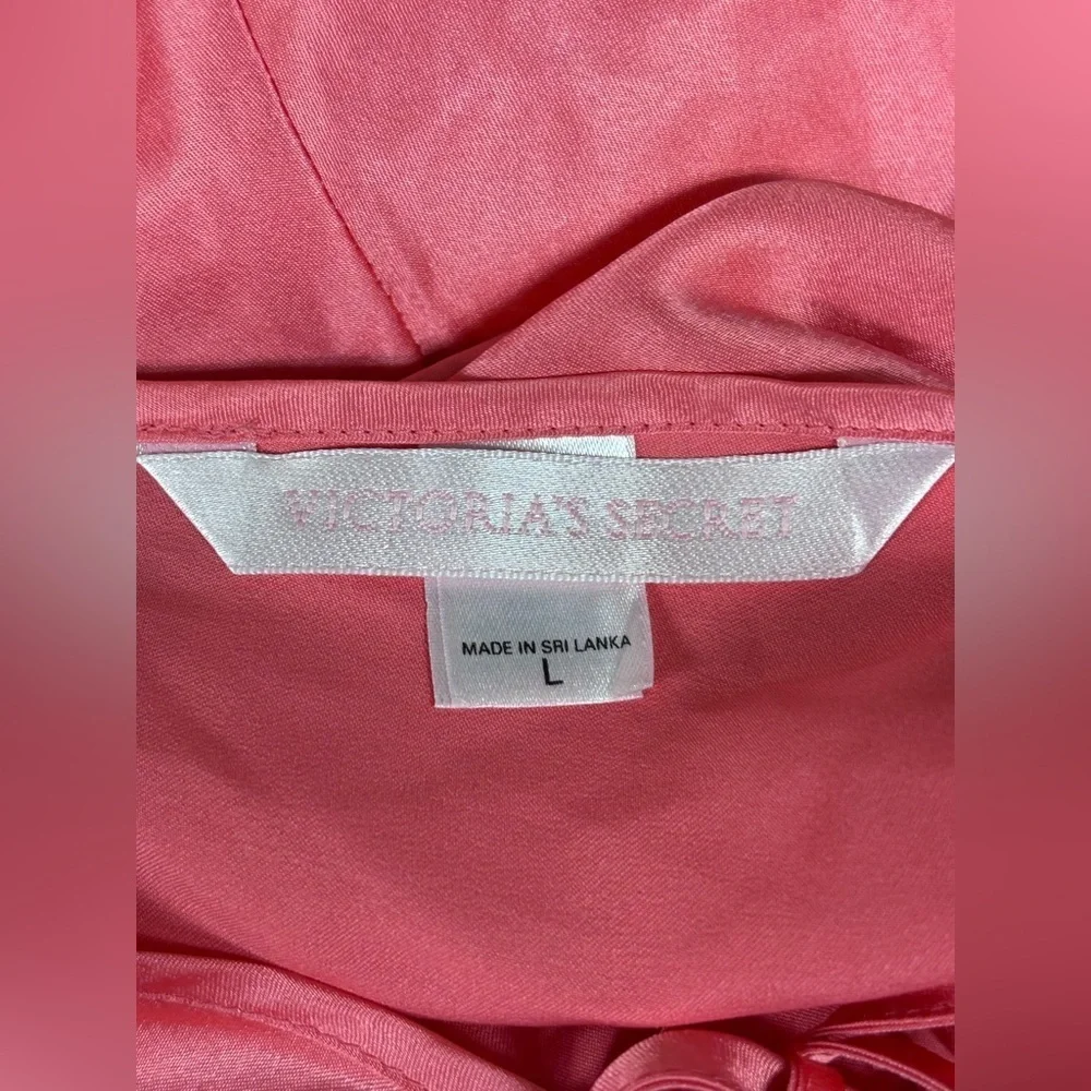 Victoria’s Secret Vintage Satin Slip Dress Negligee lace detail side slit Large